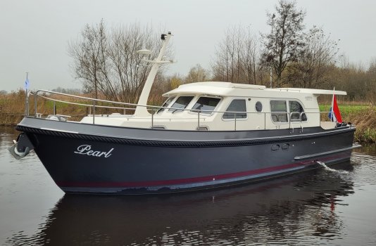 Linssen Grand Sturdy 36.9 Sedan, Motor Yacht for sale by Smelne Yachtcenter BV