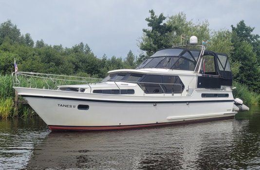 Valkkruiser 1100 Content, Motor Yacht for sale by Smelne Yachtcenter BV
