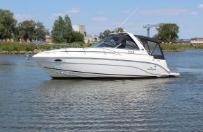 Rinker 300 Express Cruiser