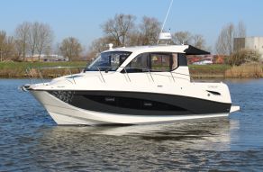 Quicksilver 855 Weekend