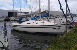 Bavaria 32