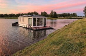 Aquahome Houseboat STE