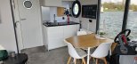 La Mare Houseboat keuken