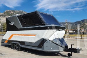 Vio Design Caravan Boat, Woonboot  - Scheepsmakelaardij Goliath Hengelo 