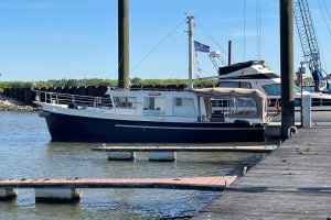 Cesta 10.20, Motorjacht  - Scheepsmakelaardij Goliath Leer