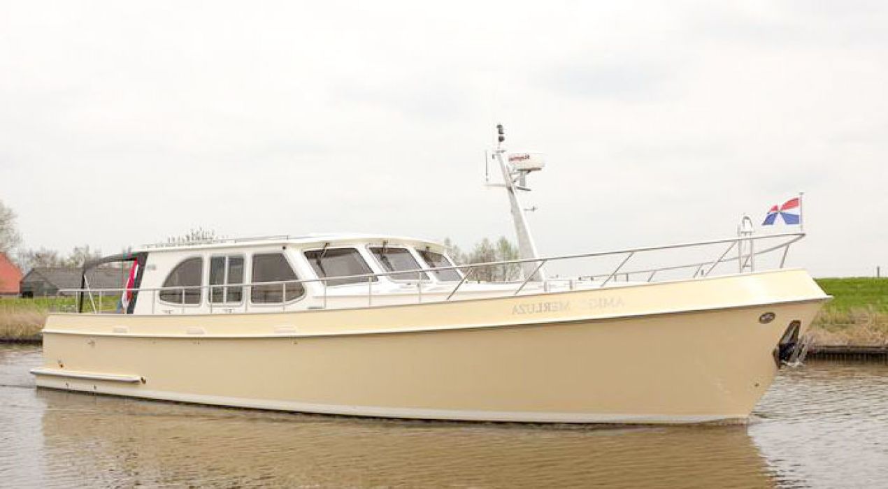 Vri-Jon OK 49 Classic Royaal, Motoryacht for sale by DSA Yachts