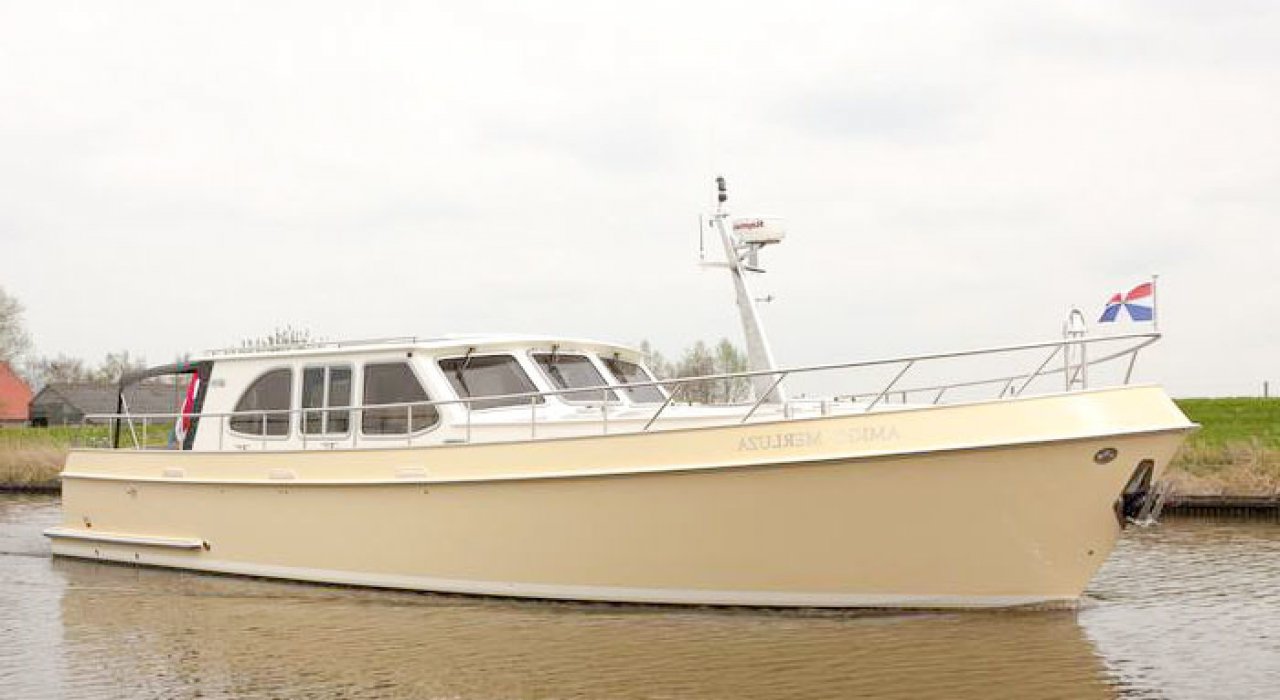 Vri-Jon OK 49 Classic Royaal, Motoryacht for sale by DSA Yachts
