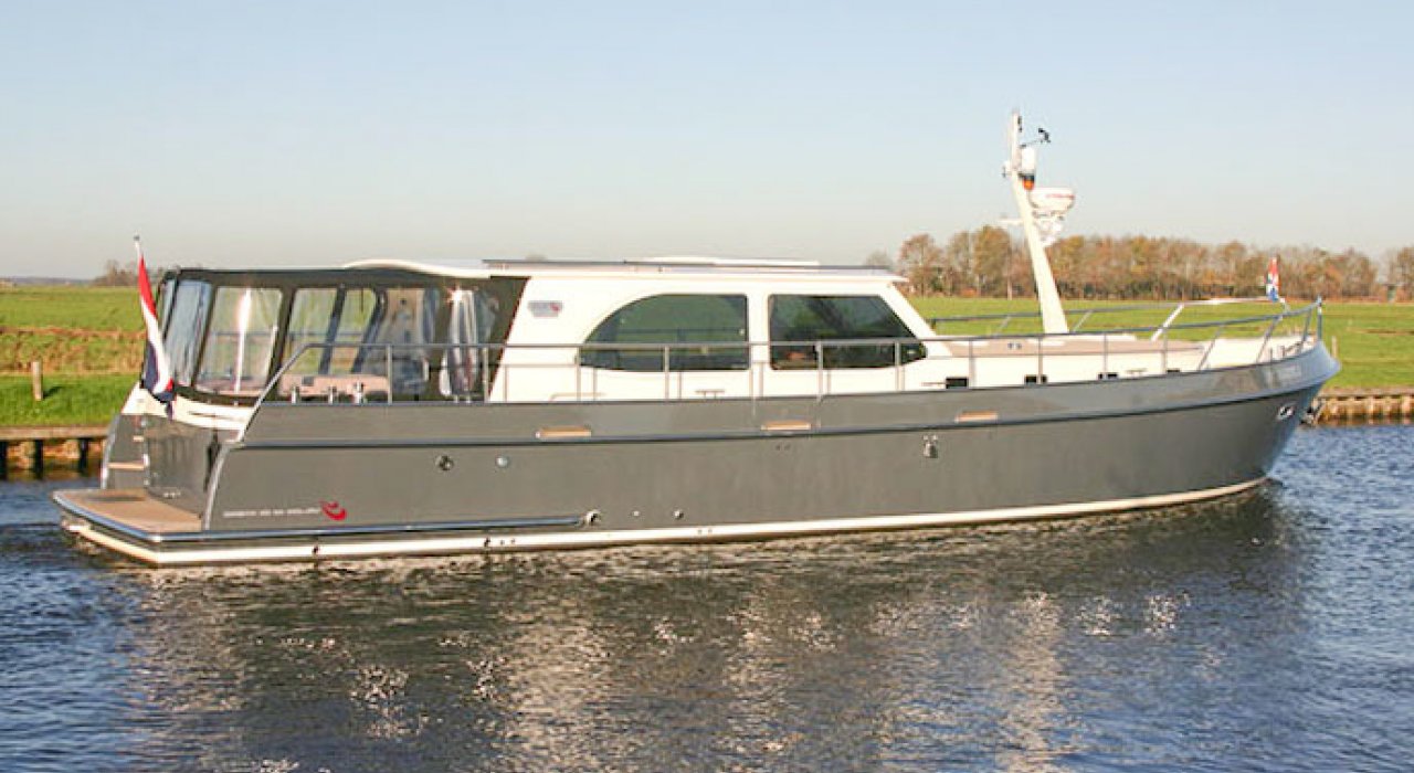 Vri-Jon OK 45 Classic Royaal, Motoryacht for sale by DSA Yachts