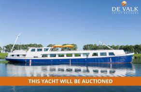 Live aboard Charter vessel