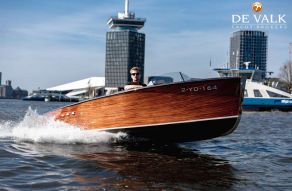 Chris-Craft Barrelback Spin-Off