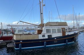 Travelarc Trawler 36