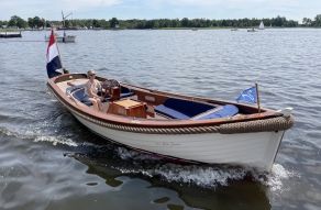 Kapiteinssloep 720 Comfort Met RVS Van CLAES Trailer
