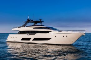 Ferretti 850