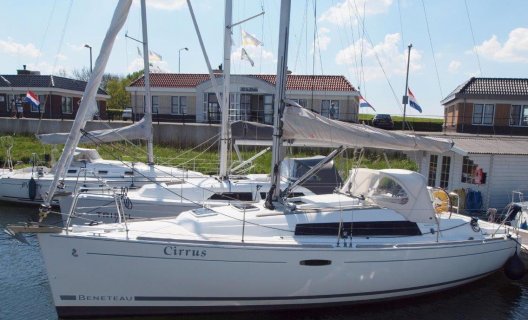 Beneteau Oceanis 31, Sailing Yacht for sale by White Whale Yachtbrokers - Willemstad