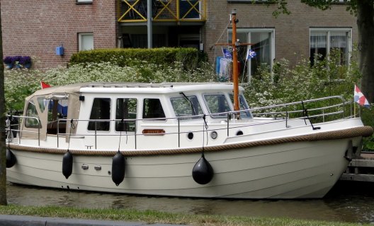 Heechvlet 980 Classic, Motor Yacht for sale by White Whale Yachtbrokers - Sneek