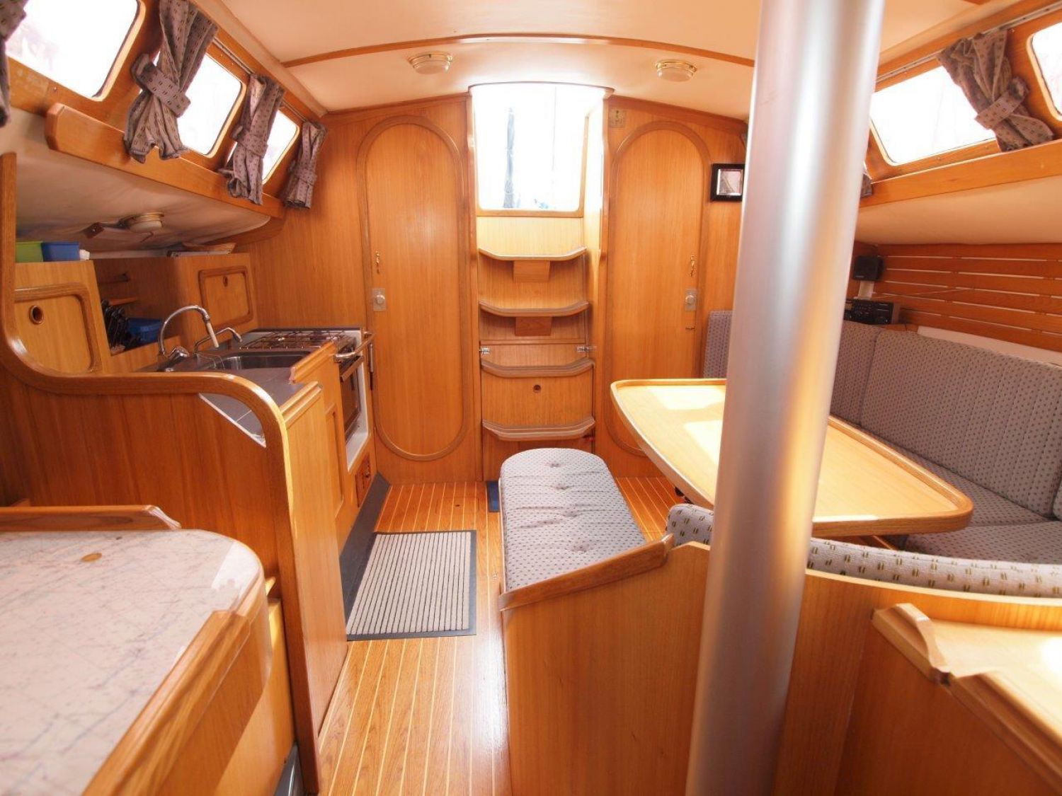 Feeling 34 6 Segelboot Zu Verkaufen White Whale Yachtbrokers