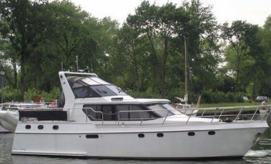 Altena Family 120, Motorjacht for sale by White Whale Yachtbrokers - Willemstad