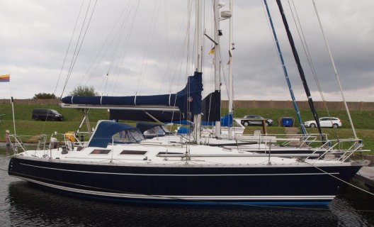 Jeanneau Sunshine 38, Zeiljacht for sale by White Whale Yachtbrokers - Willemstad