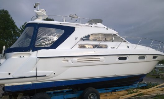 Sealine F36, Motorjacht for sale by White Whale Yachtbrokers - Finland