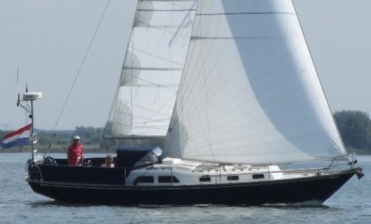 Raider 35, Sailing Yacht for sale by White Whale Yachtbrokers - Willemstad
