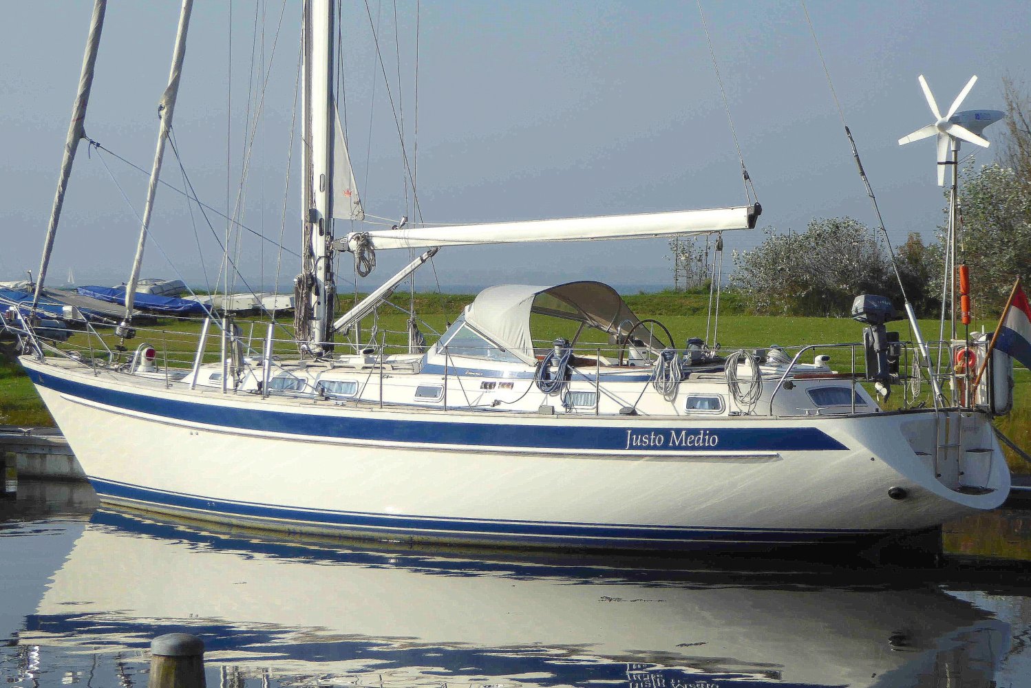 Hallberg Rassy 42 F MKII zeilboot te koop | White Whale Yachtbrokers