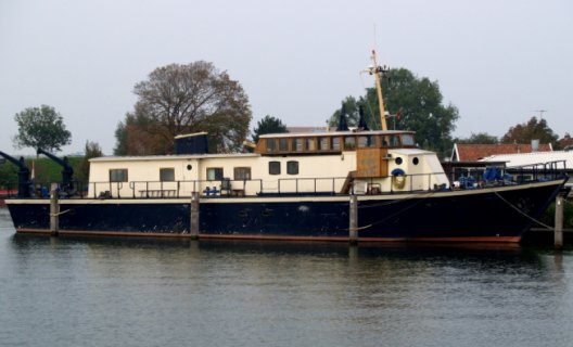 Mijnenveger Type Houtepen, Varend woonschip for sale by White Whale Yachtbrokers - Willemstad