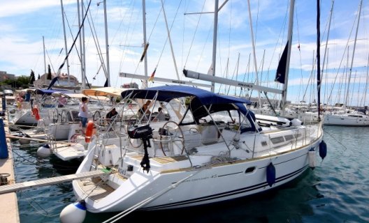 Jeanneau Sun Odyssey 45, Segelyacht for sale by White Whale Yachtbrokers - Croatia