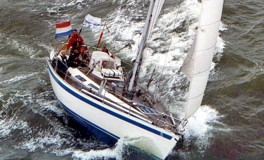 Sweden Yachts 38, Sailing Yacht for sale by White Whale Yachtbrokers - Enkhuizen