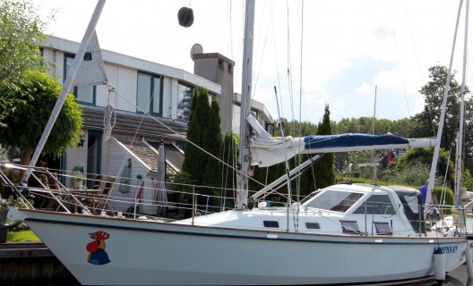 Van De Stadt 34, Segelyacht for sale by White Whale Yachtbrokers - Sneek