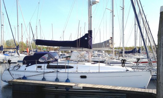 Jeanneau Sun Odyssey 32.2, Segelyacht for sale by White Whale Yachtbrokers - Willemstad
