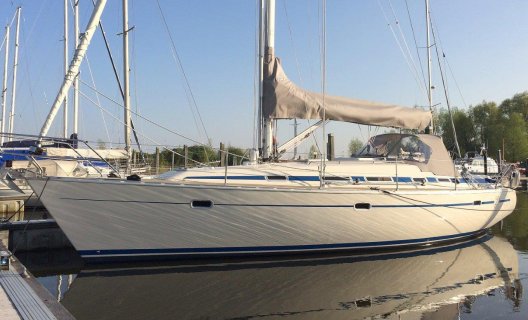 Bavaria 37-3, Sailing Yacht for sale by White Whale Yachtbrokers - Willemstad