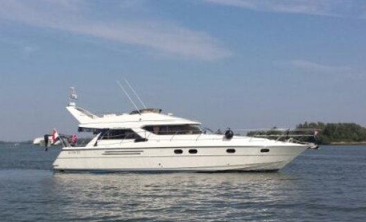 Princess Flybridge 48, Motoryacht for sale by White Whale Yachtbrokers - Vinkeveen