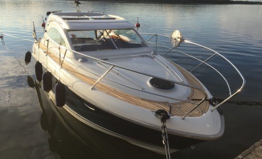 Grandezza 31 OC, Speedboat and sport cruiser for sale by White Whale Yachtbrokers - Finland