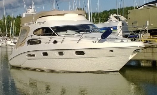 Sealine F 37, Motorjacht for sale by White Whale Yachtbrokers - Finland