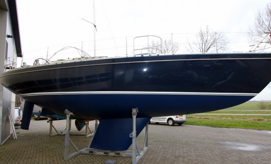 Breehorn 37, Segelyacht for sale by White Whale Yachtbrokers - Sneek