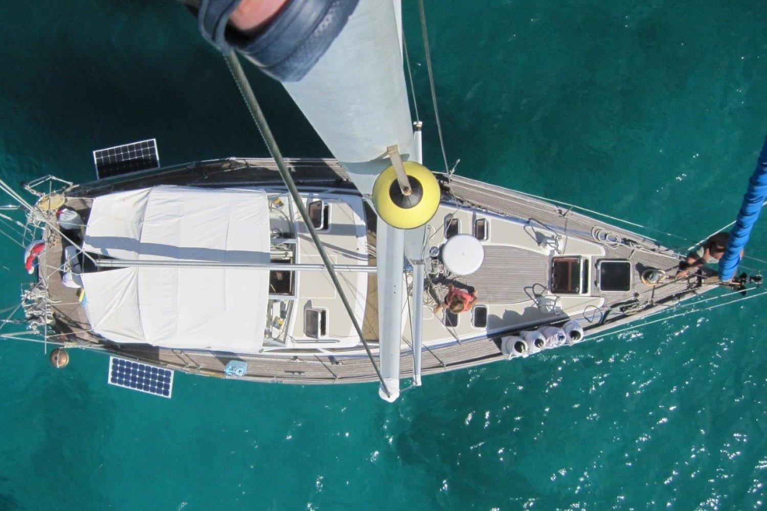 Taswell 43 Decksalon sailboat for sale White Whale Yachtbrokers