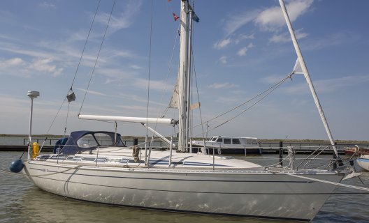 Elan 38, Sailing Yacht for sale by White Whale Yachtbrokers - Enkhuizen