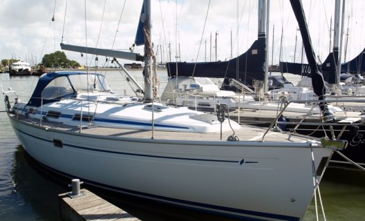 Bavaria 34-2 Cruiser, Sailing Yacht for sale by White Whale Yachtbrokers - Willemstad