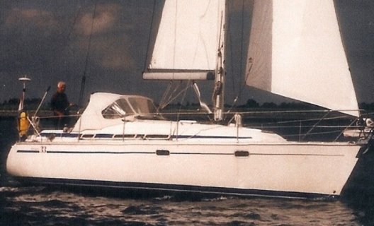 Bavaria 33 Exclusive, Segelyacht for sale by White Whale Yachtbrokers - Willemstad
