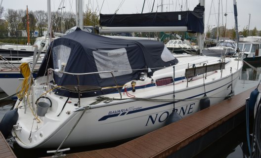 Bavaria 37 Cruiser, Segelyacht for sale by White Whale Yachtbrokers - Sneek