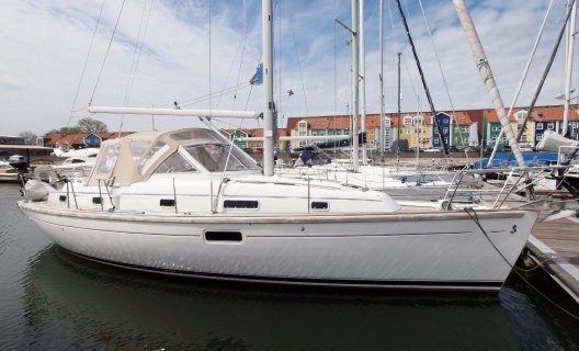 Beneteau Oceanis 36 CC, Segelyacht for sale by White Whale Yachtbrokers - Willemstad