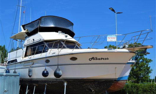 President 385 Sundeck, Motorjacht for sale by White Whale Yachtbrokers - Lemmer