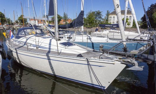 Elan 34, Zeiljacht for sale by White Whale Yachtbrokers - Enkhuizen