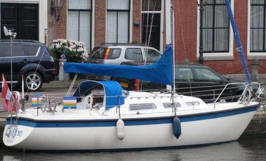 Hurley 800, Zeiljacht for sale by White Whale Yachtbrokers - Willemstad