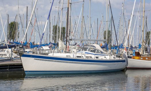 Hallberg-Rassy 40, Sailing Yacht for sale by White Whale Yachtbrokers - Enkhuizen