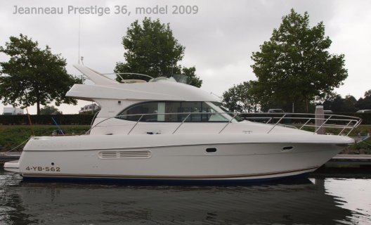 Jeanneau Prestige 36, Motor Yacht for sale by White Whale Yachtbrokers - Willemstad