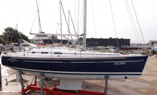 Beneteau Oceanis 393, Segelyacht for sale by White Whale Yachtbrokers - Willemstad