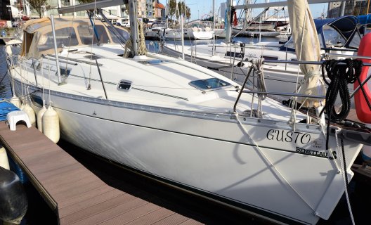 Beneteau Oceanis 351, Sailing Yacht for sale by White Whale Yachtbrokers - Lemmer