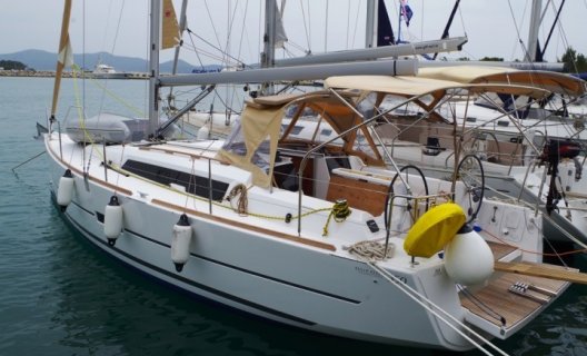Dufour 350 Grand Large, Zeiljacht for sale by White Whale Yachtbrokers - Croatia