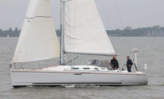 Beneteau First 40.7 Distinction, Sailing Yacht for sale by White Whale Yachtbrokers - Enkhuizen